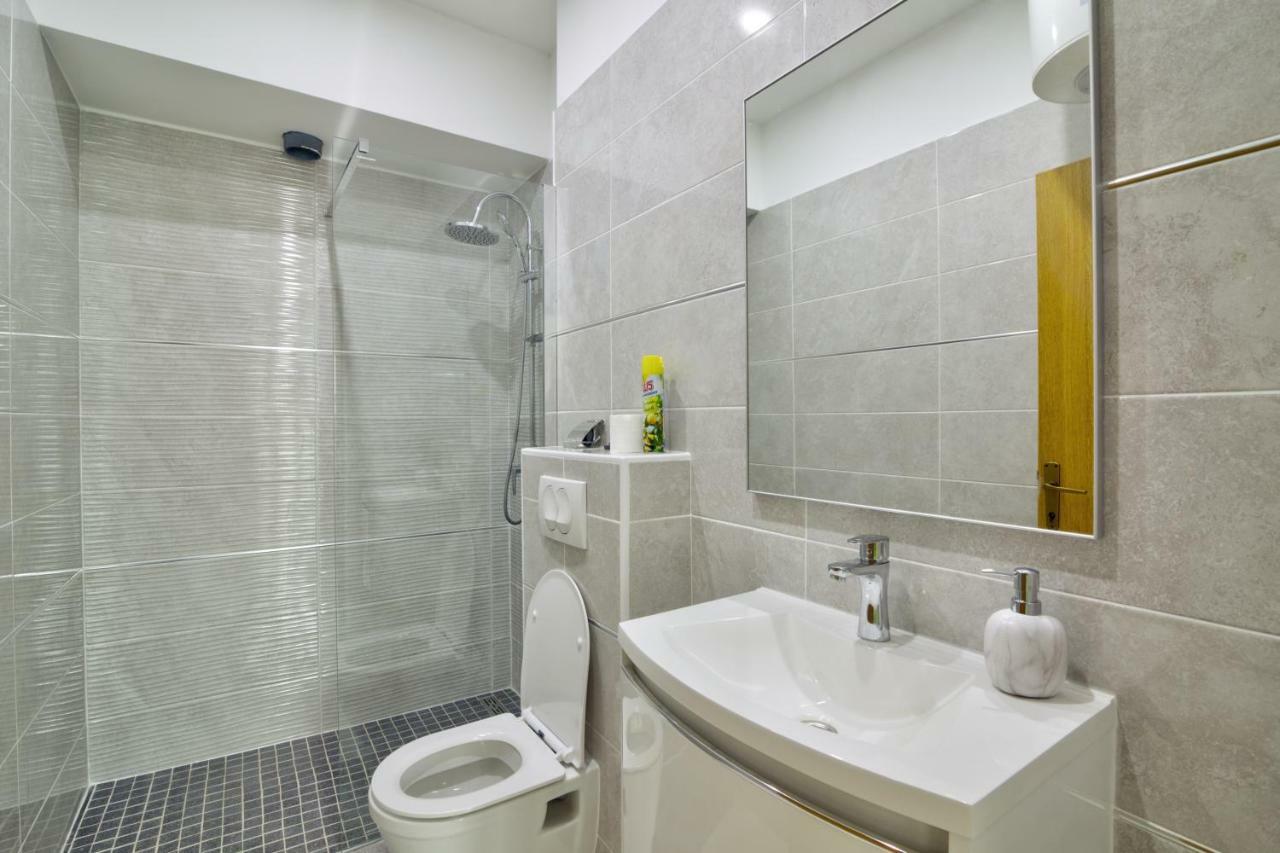 Apartment Toni Сень Экстерьер фото